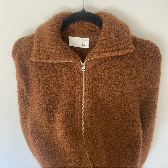 Aritzia Wilfred Free Zip Up Sweater Brown Funnel Neck size Small - Picture 3 of 9